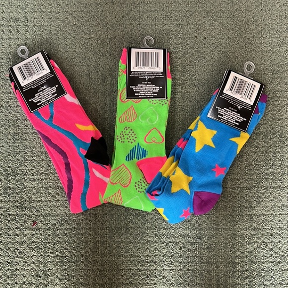 Women’s knee high patterns socks - Picture 2 of 2